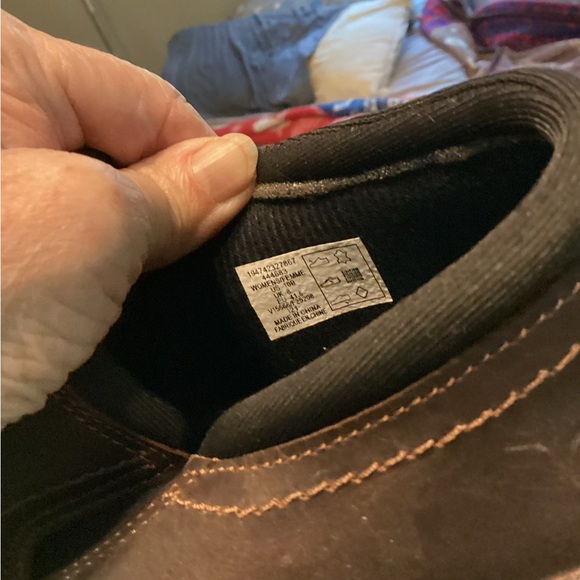 Lands End shoes. Never worn. - Picture 8 of 8